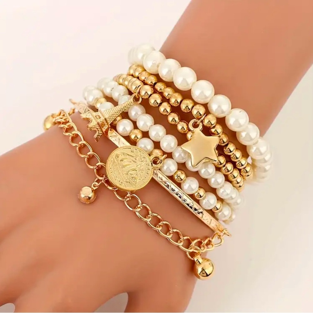 Women’s 6 Pc Stackable Stretch Bracelet Set - image 1